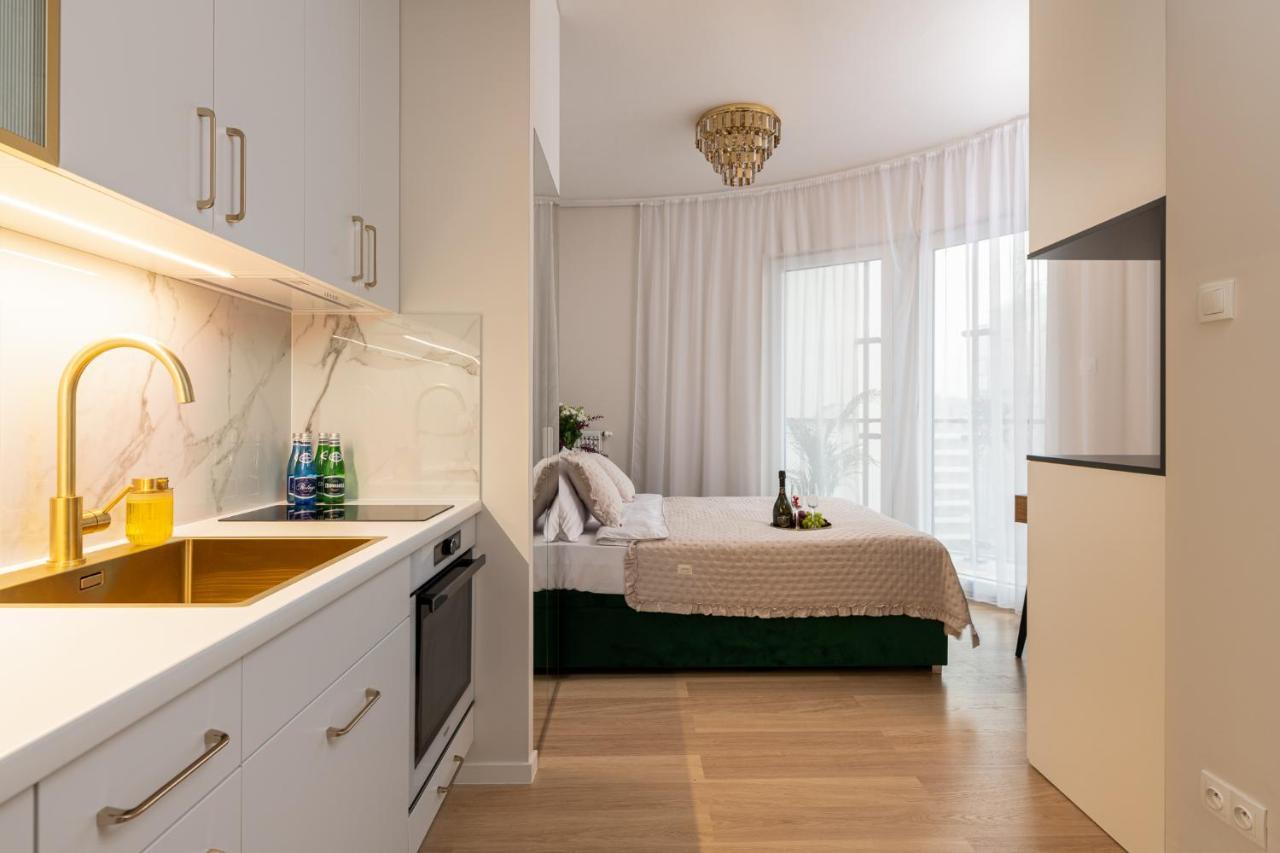 Luxury Design Apartments - Warsaw Tower Bliska Wola Exterior foto